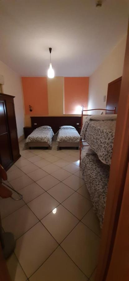 George Hotel Barcellona-Pozzo di Gotto Extérieur photo