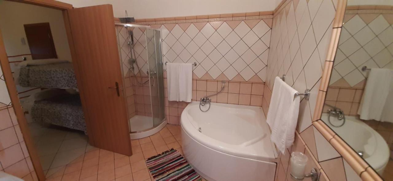 George Hotel Barcellona-Pozzo di Gotto Extérieur photo