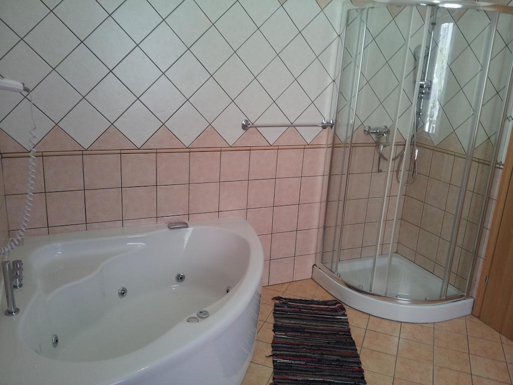 George Hotel Barcellona-Pozzo di Gotto Chambre photo